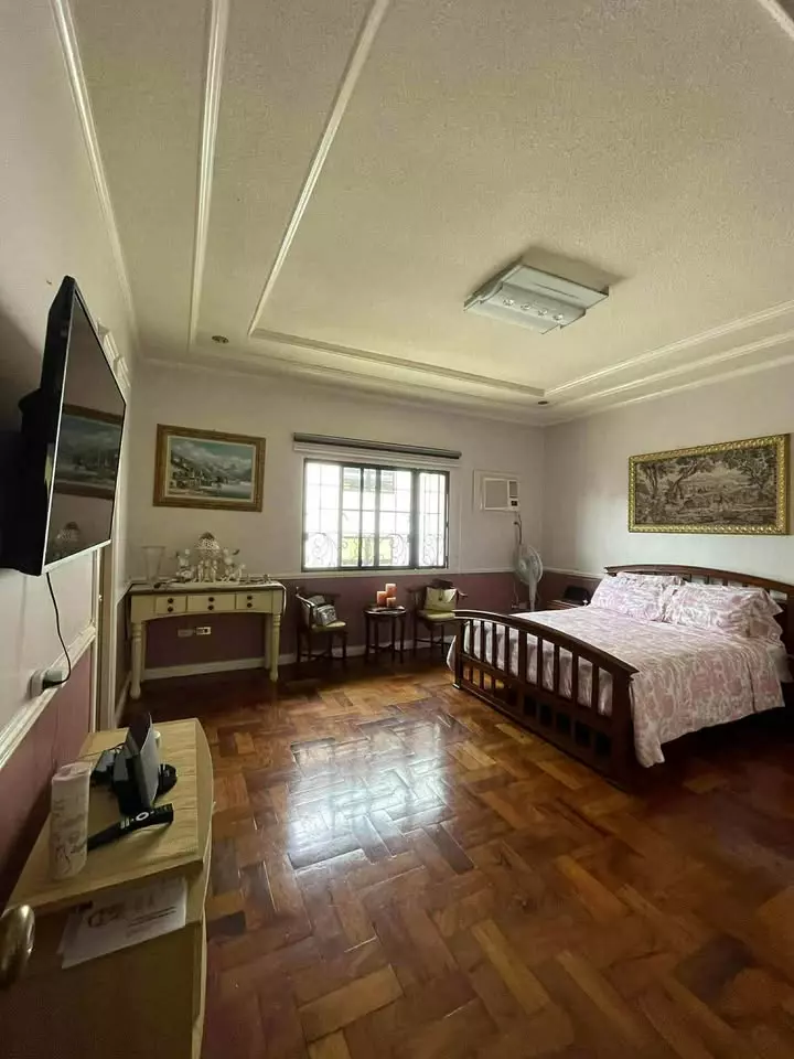 Open photo 17 of 22 — For Sale: 4BR House and Lot in Talon Dos, Las Piñas — 487 sqm