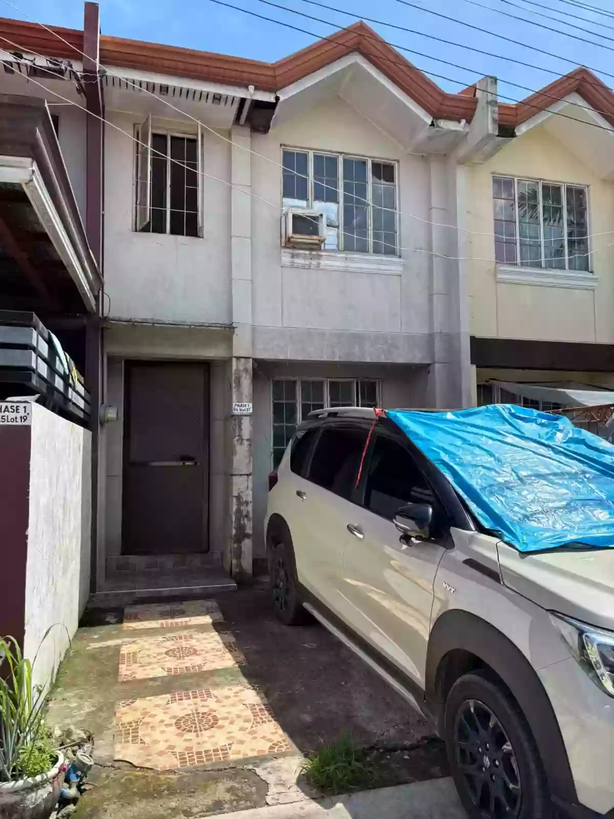 🏡 Affordable 3BR Townhouse for Sale in Cordova! Own this 2-storey townhouse in Summerville Subdivision for only ₱2M! With 3 bedrooms, own parking, separate laundry area, and a clean title, it's the perfect starter home or investment. — Townhouse in Ibabao Rd, Cordova, Lalawigan ng Cebu — Photo 5