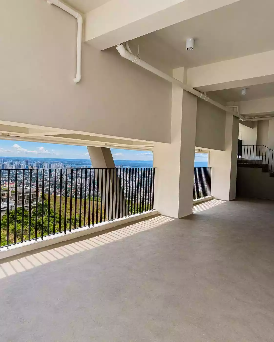 Luxury House for Sale in Monterrazas Prime Cebu | Soprano End Unit with Panoramic City Views — House and Lot in Guadalupe, Cebu City, Cebu — Photo 6
