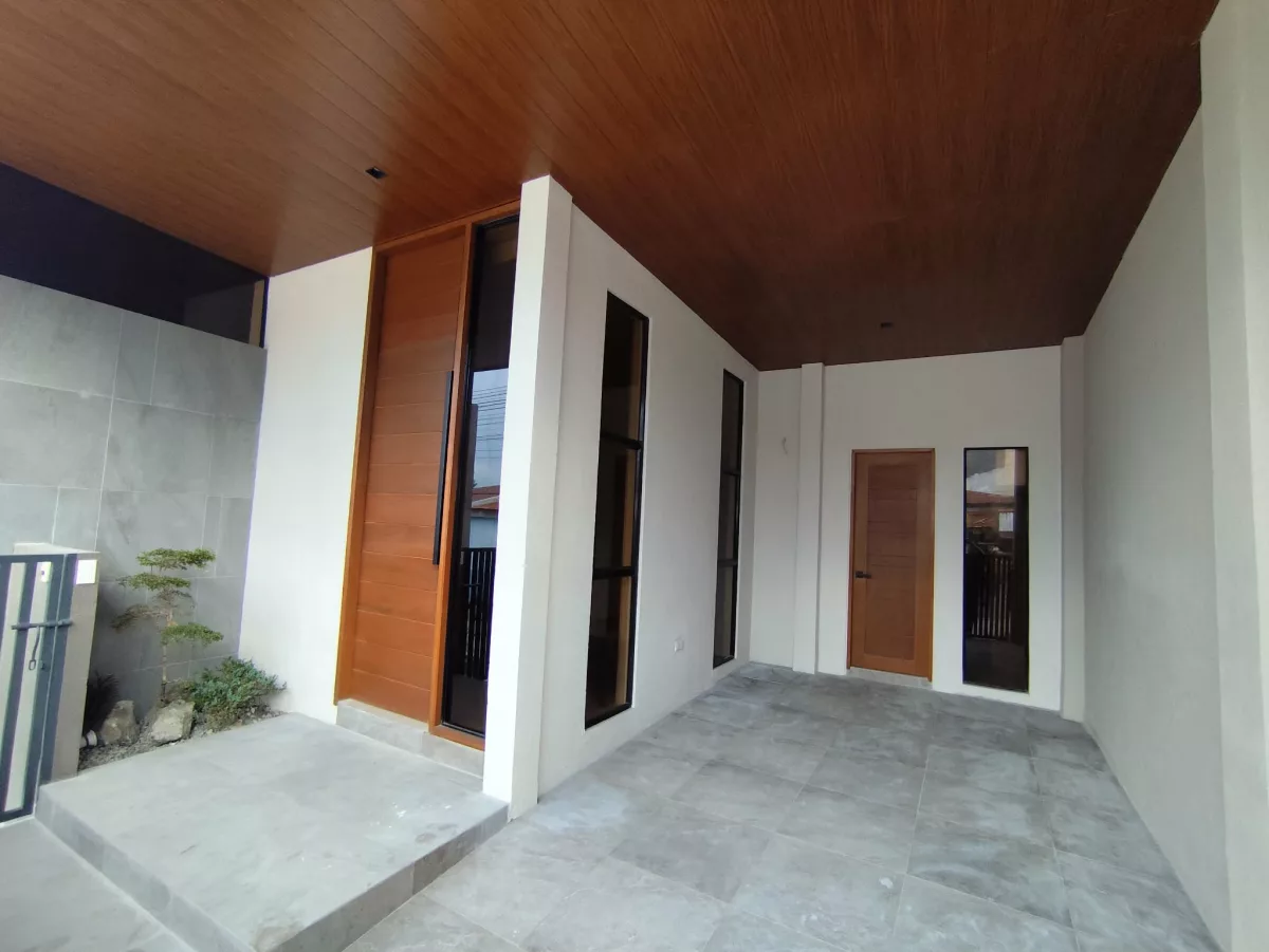Modern House for Sale at Emily Homes Subd in Brgy Cabantian Buhangin Davao City — House and Lot in Davao City, Davao del Sur, 8000 — Photo 2