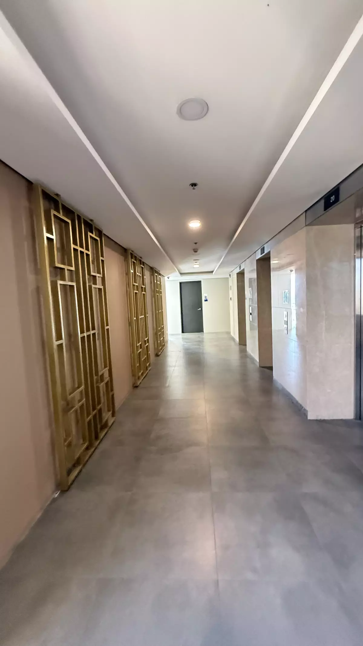 Open photo 19 of 44 — For Rent: 1BR Condo in Camputhaw, Cebu City — 54 sqm Fully Furnished