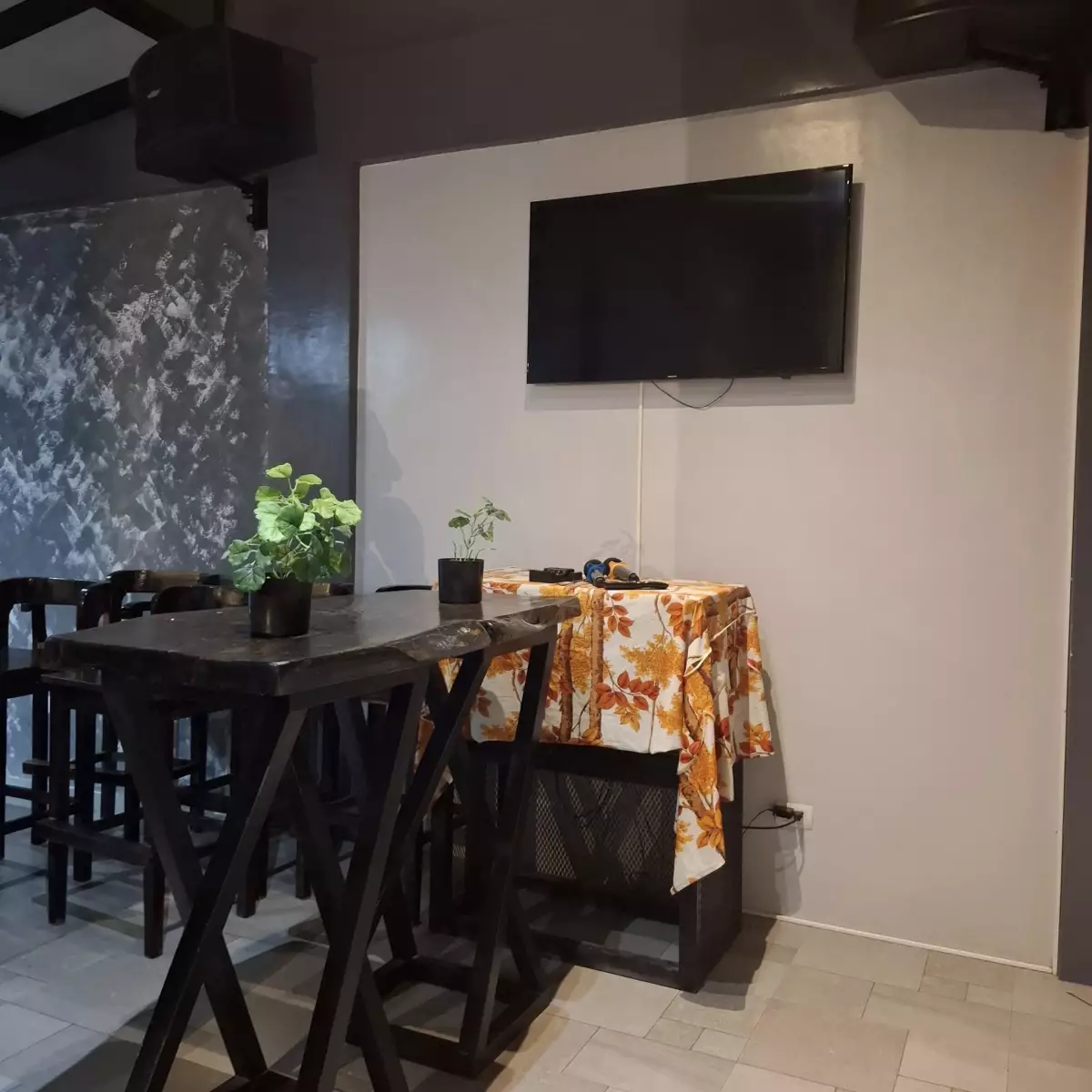 Open photo 13 of 16 — For Sale: 5BR Resort in Pansol, Calamba — 687 sqm