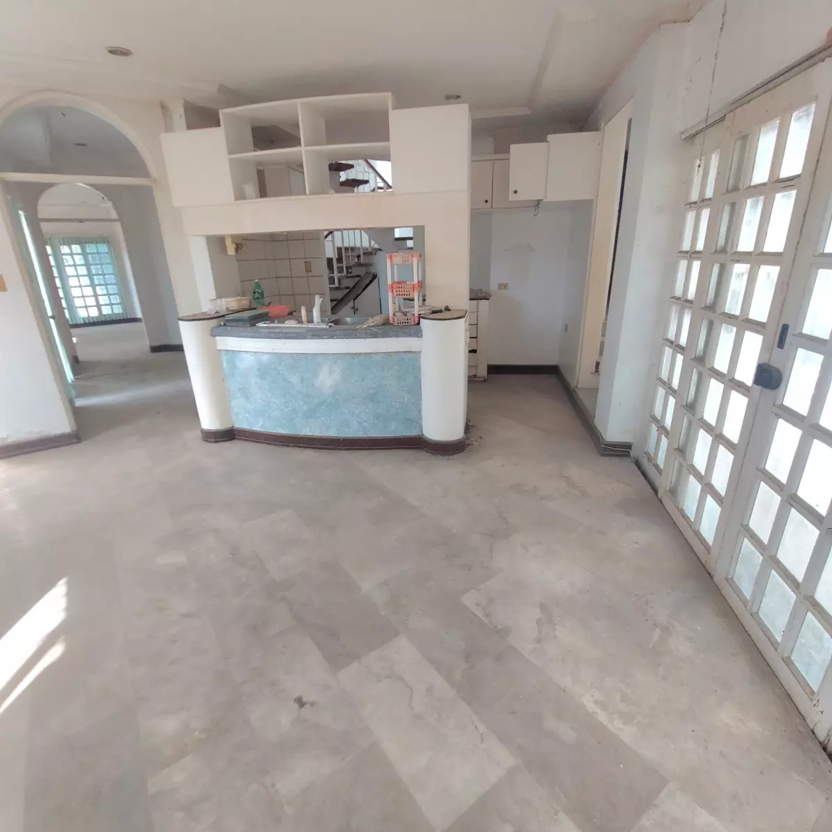 For Sale: House and Lot in Capitol Hills, Lahug, Ceby City — House and Lot in Cebu City, Cebu, 6000 — Photo 2