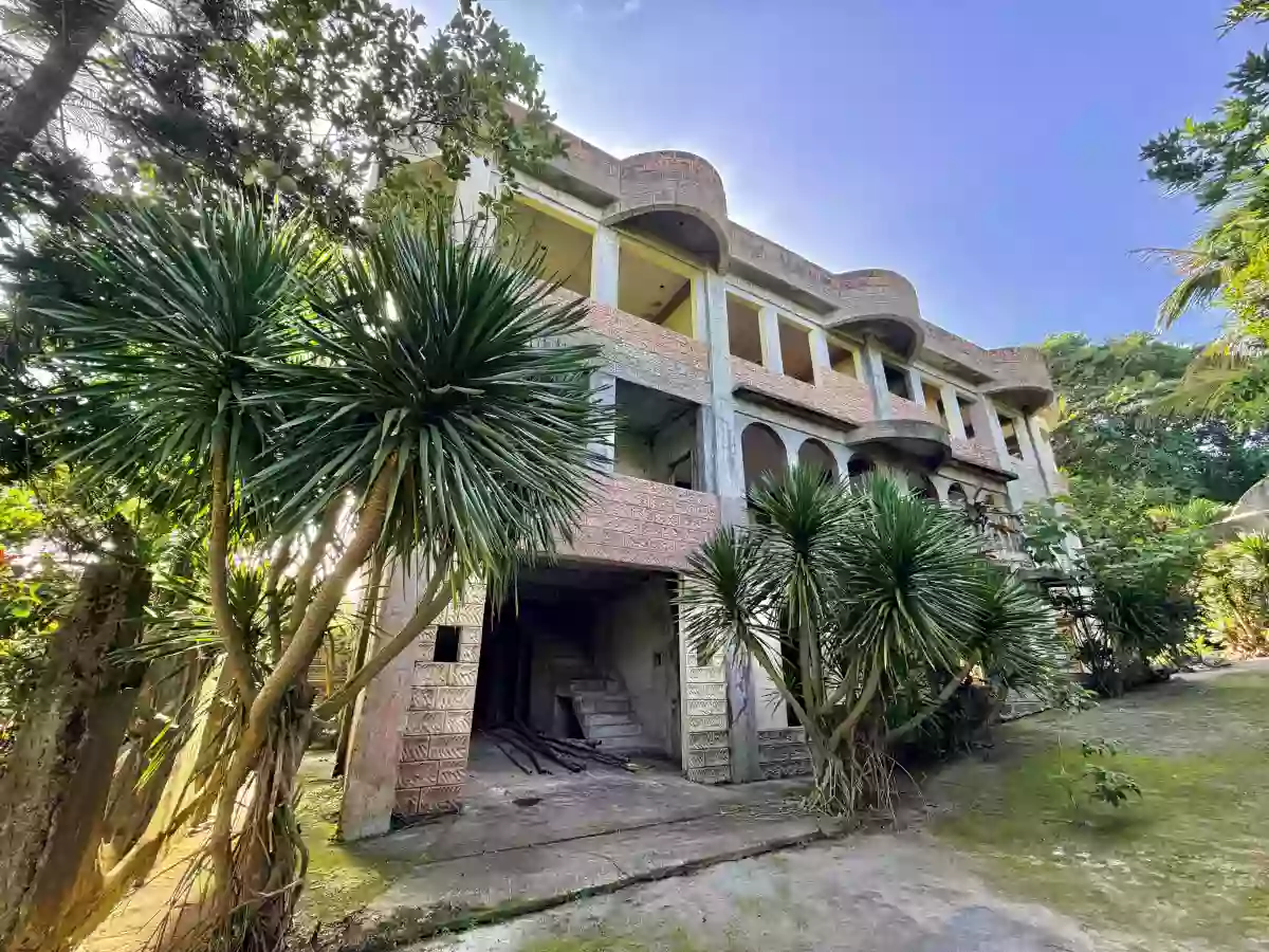 Tagaytay Building with Helipad — Building in Zambal, Tagaytay City, Cavite — Photo 2