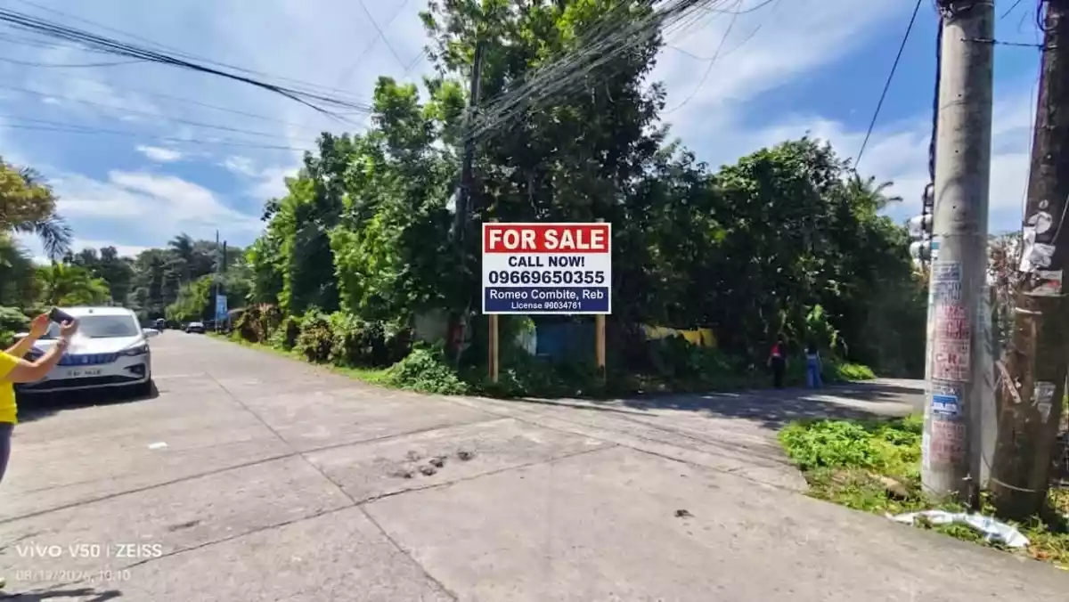 For Sale: 998 sqm corner lot in Granada Bacolod City