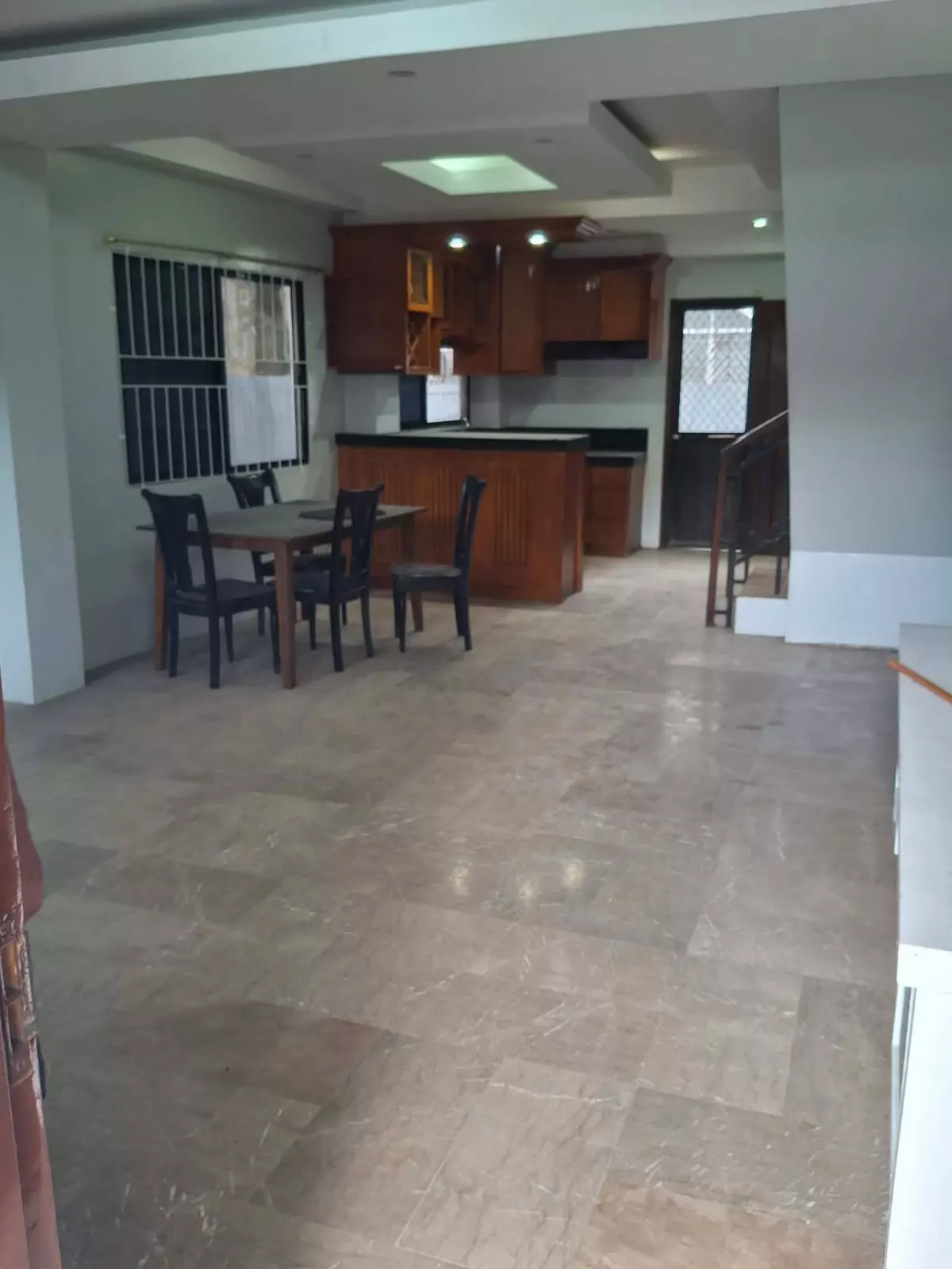 Rush Sale: Peaceful 3BR House & Lot with Spacious Parking in Guadalupe — House and Lot in Cebu City, Cebu, 6000 — Photo 4