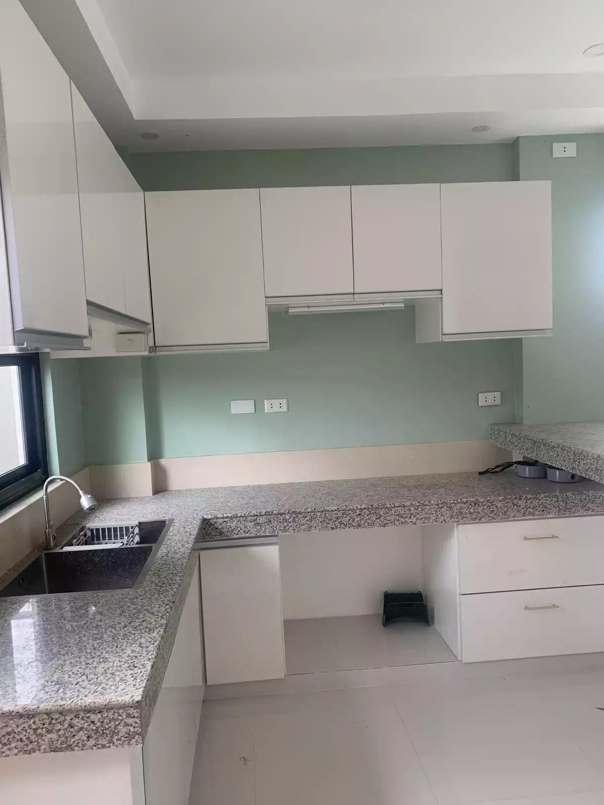 For Sale: 5BR House and Lot in Paliparan I, Dasmarinas — 151 sqm — House and Lot in Dasmarinas, Cavite, 4114 — Photo 4