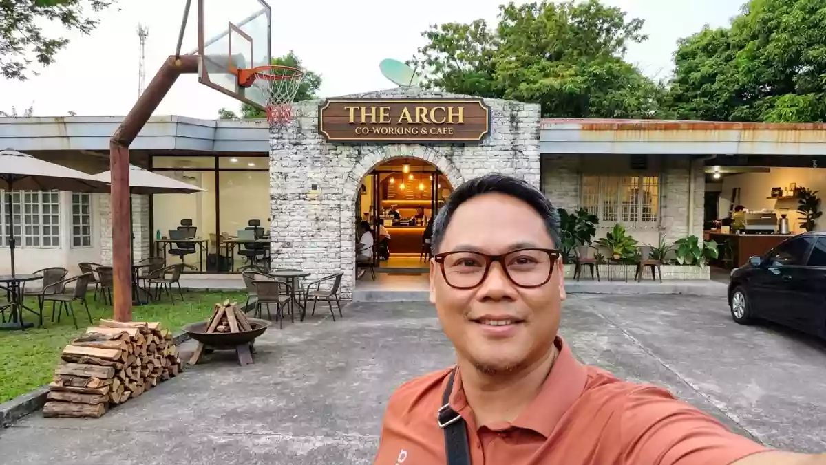 For Sale: Residential / Comnmercial in 10th St, Lacson Area, Bacolod City — 892 sqm — House and Lot in Bacolod City, Negros Occidental, 6100 — Photo 7