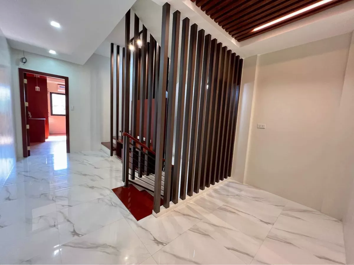 For Sale: 4BR Townhouse in San Roque, Quezon City — 120 sqm — Townhouse in Quezon City, Metro Manila, 1101 — Photo 4