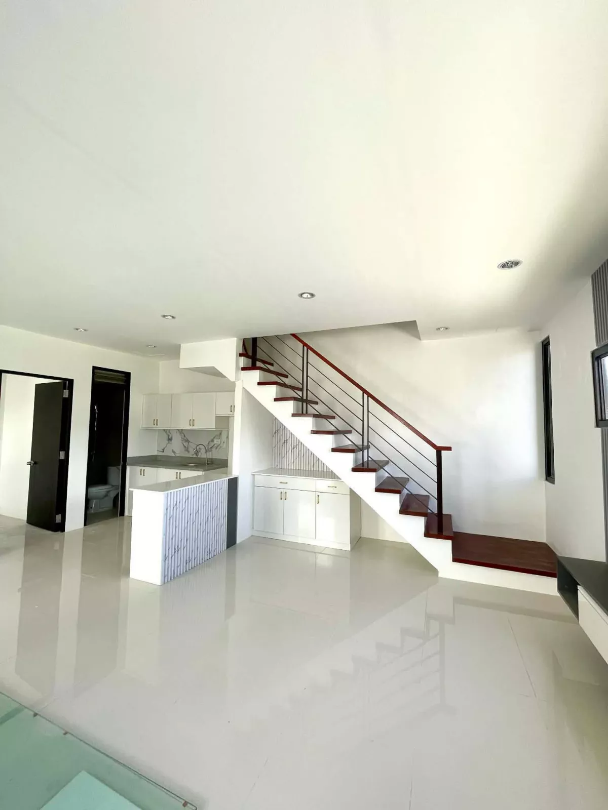 For Sale: 4BR House and Lot in Tubod, Minglanilla, Cebu — 114 sqm — House and Lot in Minglanilla, Cebu, 6046 — Photo 3