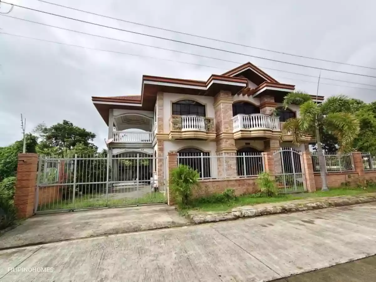 La Costa Brava House and Lot for Sale in Zone 15 (Pob.), Talisay — House and Lot in Zone 15 (Pob.), Talisay, Negros Occidental — Photo 2