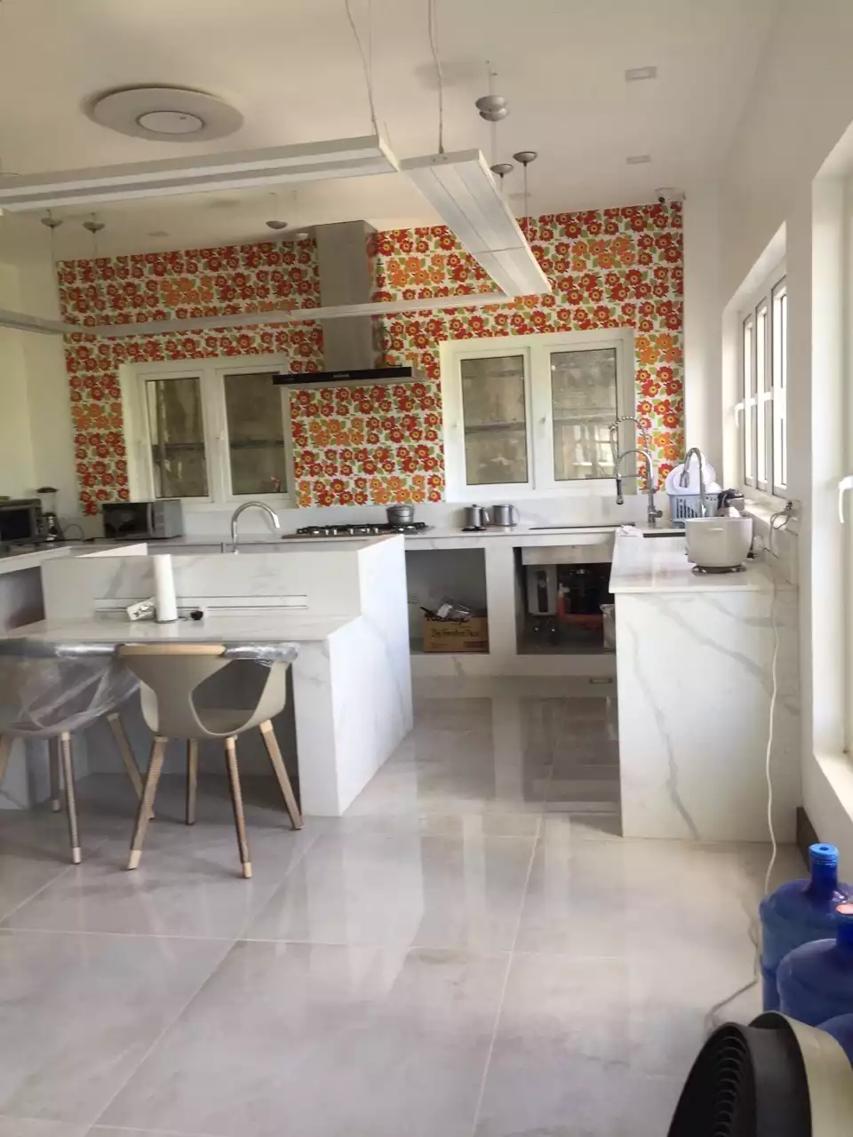 Open photo 15 of 21 — For Sale: 5BR House and Lot in Banilad, Mandaue City — 900 sqm