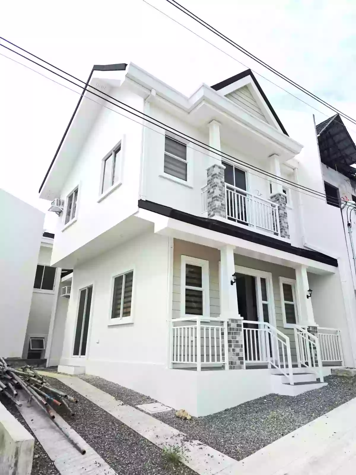 Open photo 11 of 30 — For sale Regular duplex in Minglanilla Highlands, Cebu