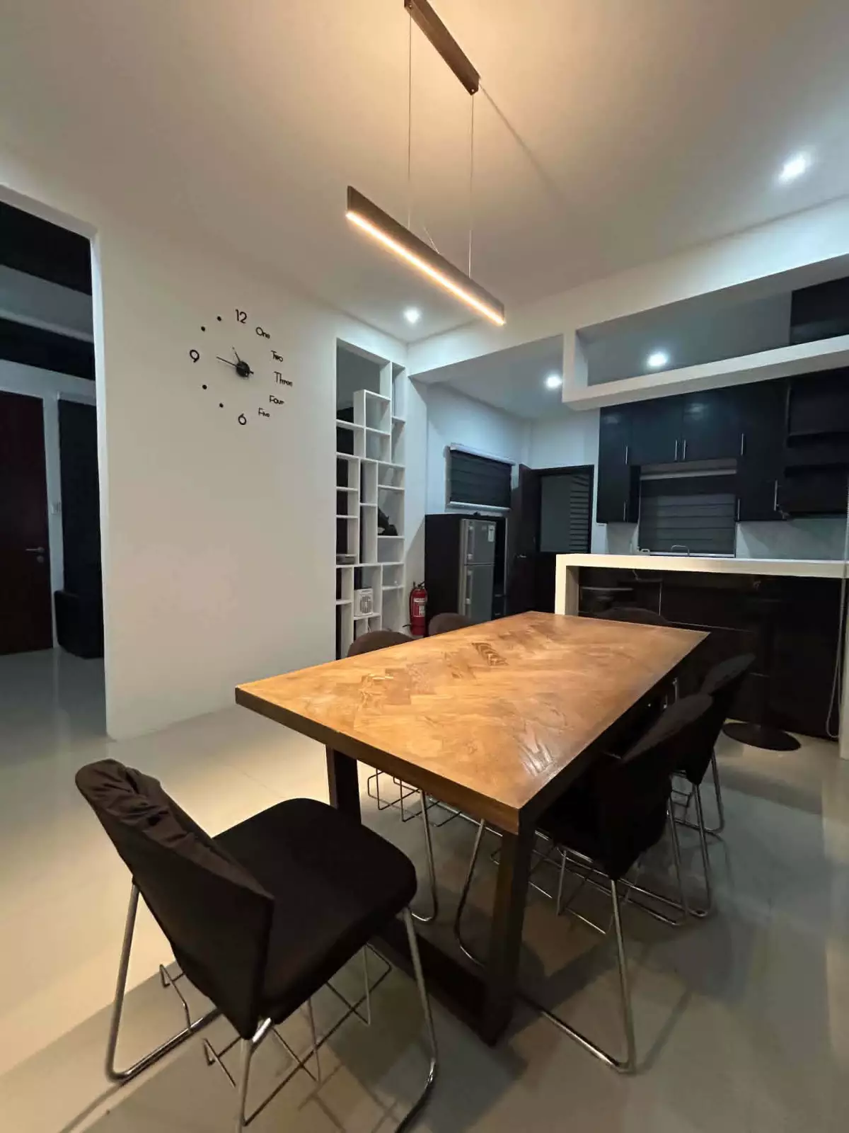 For Sale: Fully Furnished 4BR Bungalow Modern House on a Prime 386 SQM Corner Lot — House and Lot in Banago, Bacolod City, Negros Occidental — Photo 3
