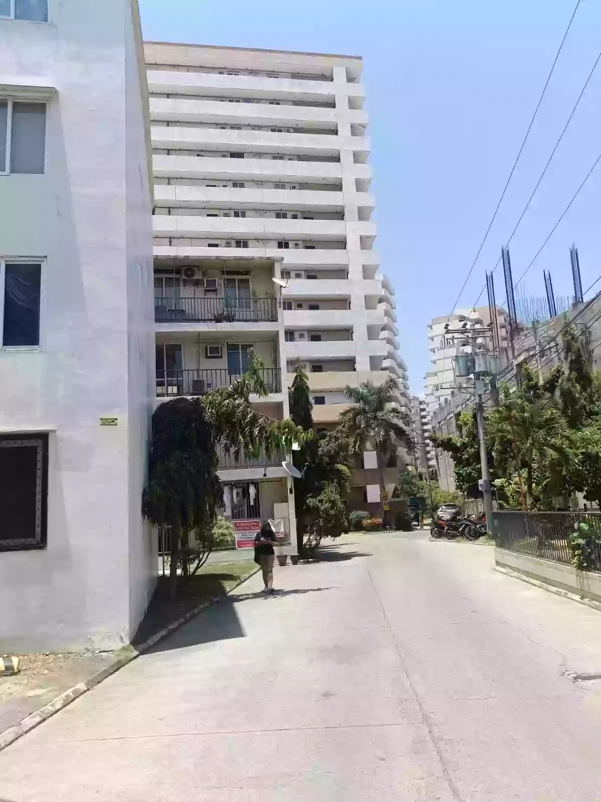 3BR Fully Furnished Condo Unit Saekyung Village with Balcony — 3 Bedrooms in Mactan, Lapu-lapu City, Cebu — Photo 7