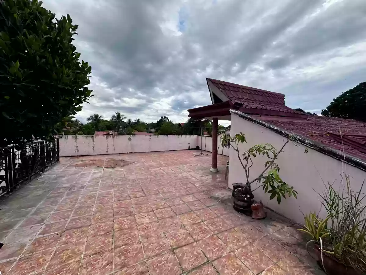 Open photo 13 of 18 — For Sale: 4BR House and Lot in City Heights, General Santos City — 407 sqm Lot