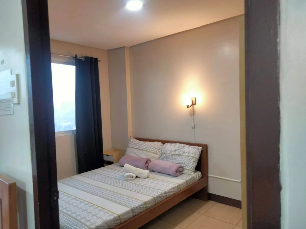 Open photo 19 of 37 — For Sale: Central Apartment 1BR w/ balcony Condo in Trancoville, Baguio City — Fully Furnished