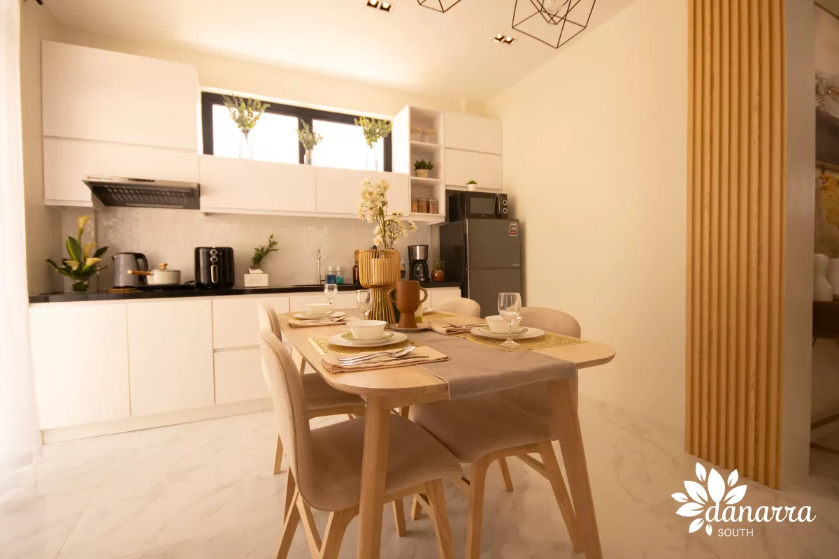Townhouse — Townhouse in Minglanilla, Cebu, 6046 — Photo 2