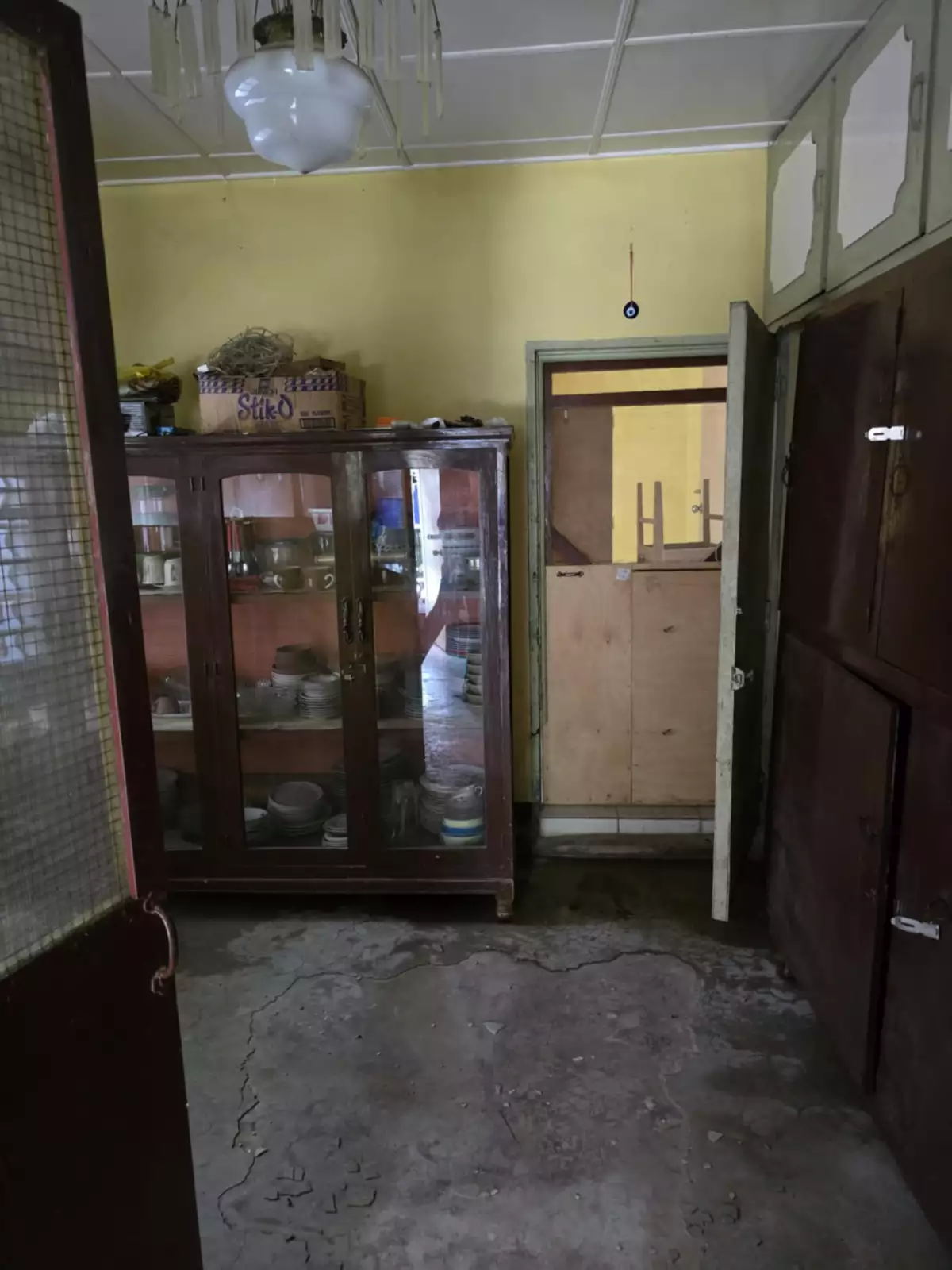 Open photo 11 of 14 — For Sale: 5BR House and Lot in Barangay 3 Pob. (Zone 3), Cadiz City — 581 sqm