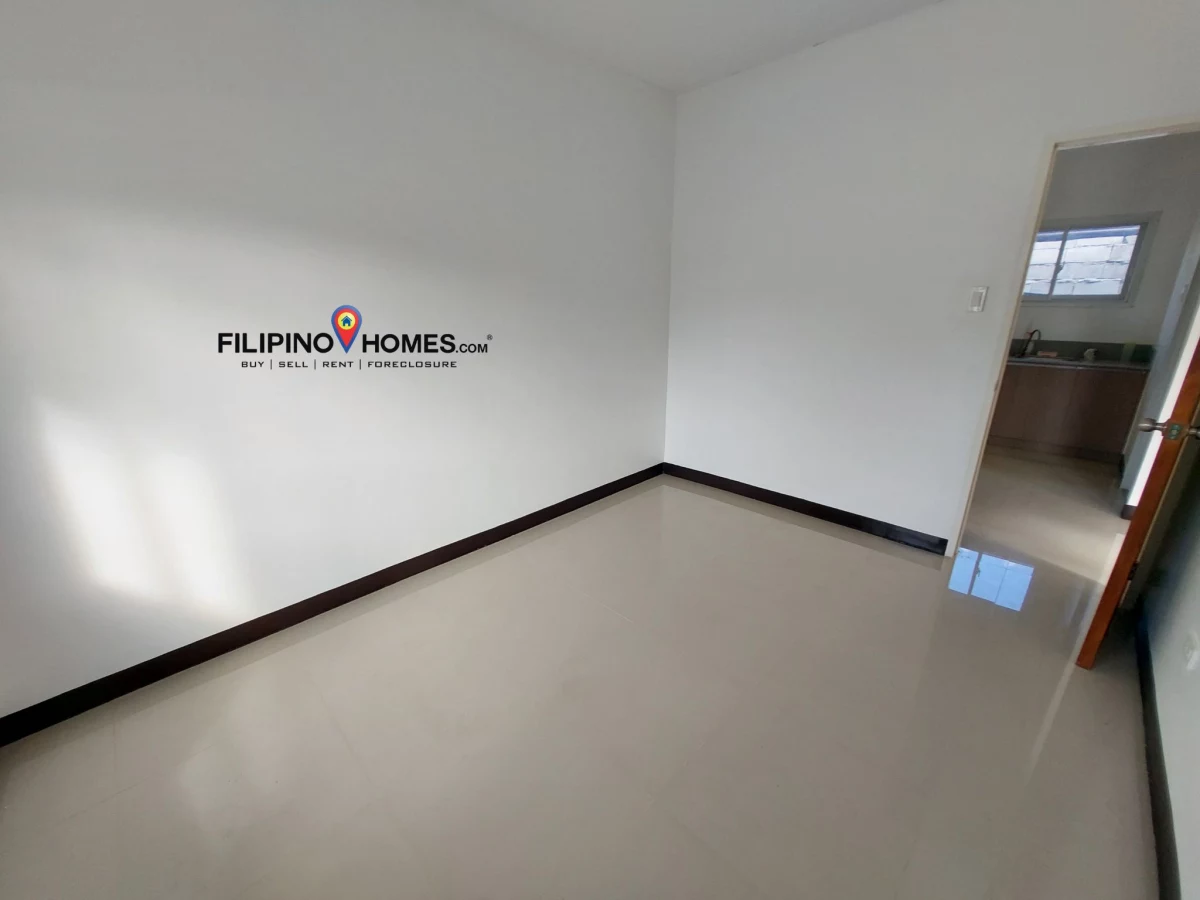 Lowest Price Assume House and Lot 80,000 Only Near University of Santo Tomas GenSan — House and Lot in Gen. Santos City, South Cotabato, 9500 — Photo 4