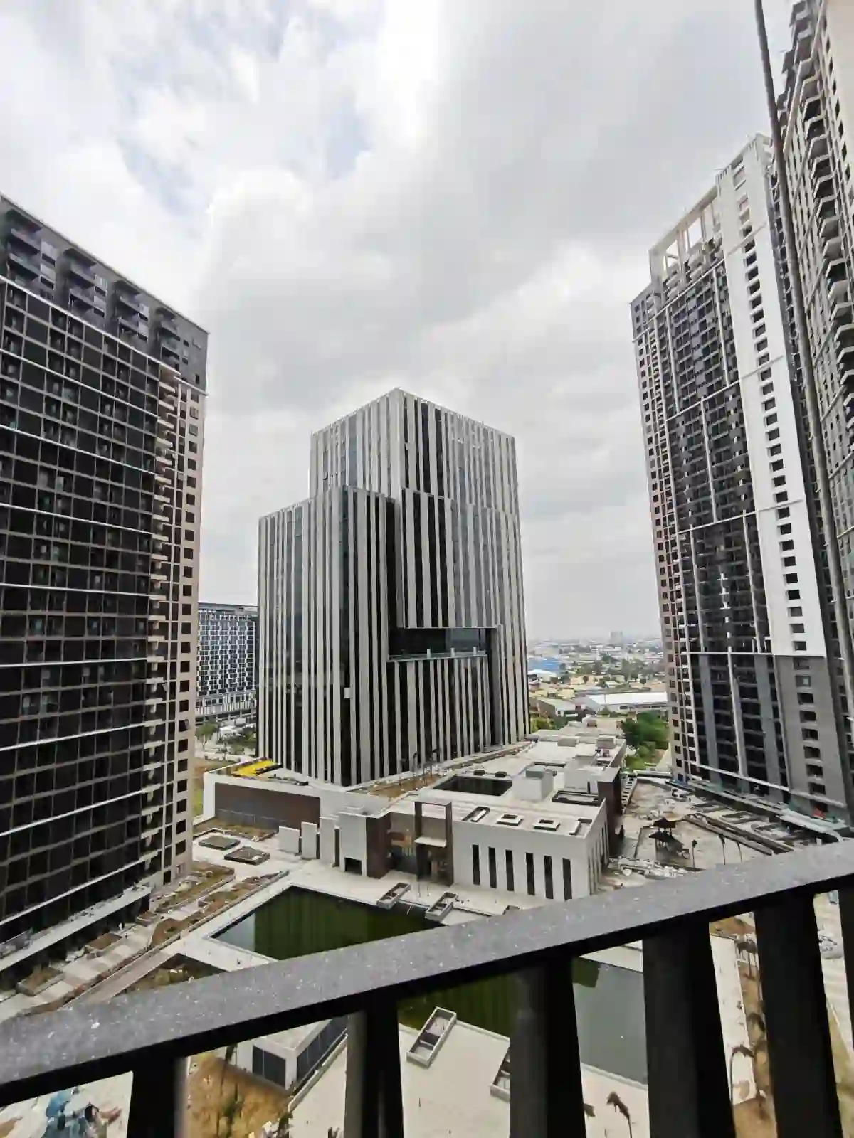 For Sale: Studio Condo in Centro, Mandaue City — 33.28 sqm — Studio in Centro, Mandaue City, Cebu — Photo 4