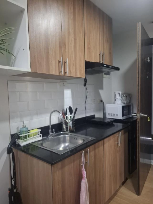 Furnished Studio At the Loop Near Limketkai Mall — Studio in Lapasan, Cagayan de Oro City, Misamis Oriental — Photo 2