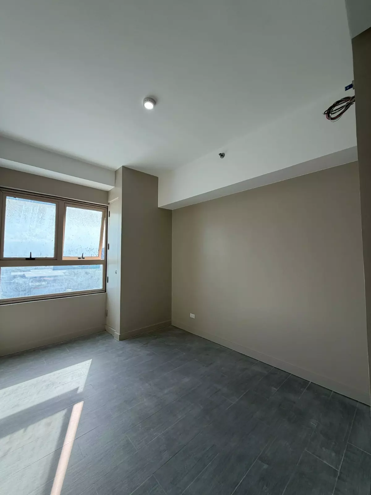 For Assume: STUDIO CONDOMINIUM — Studio in Matina Crossing, Davao City, Davao del Sur — Photo 4