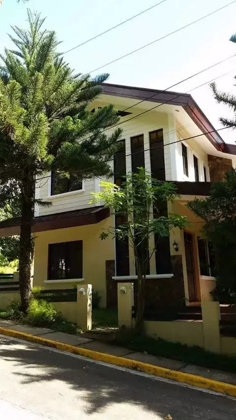 FOR SALE | Fully Furnished Luxury Home in Canyon Woods Resort & Residential Community, Laurel, Batangas — House and Lot in Laurel, Batangas, 4221 — Photo 4