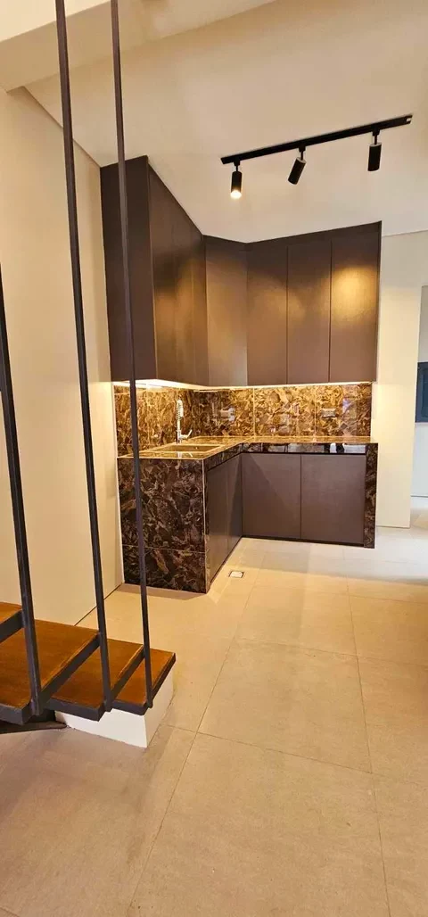 For Sale: 3BR Townhouse in B. F. Homes, Paranaque City — 64 sqm — Townhouse in Paranaque City, Metro Manila, 1702 — Photo 5