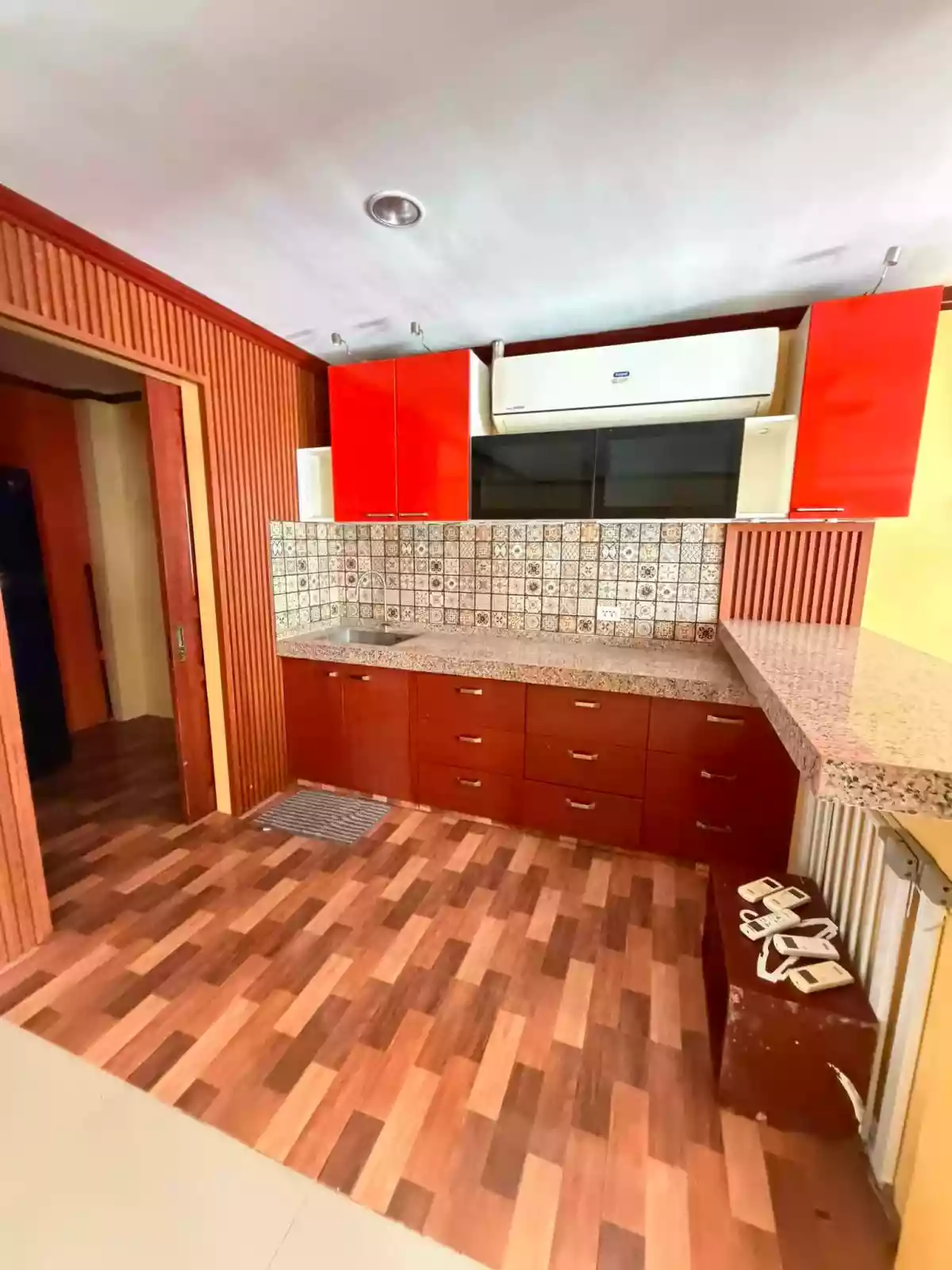 MINGLANILLA HOUSE FOR SALE - VIZKAYA SUBDIVISION — House and Lot in Minglanilla, Cebu, 6046 — Photo 2