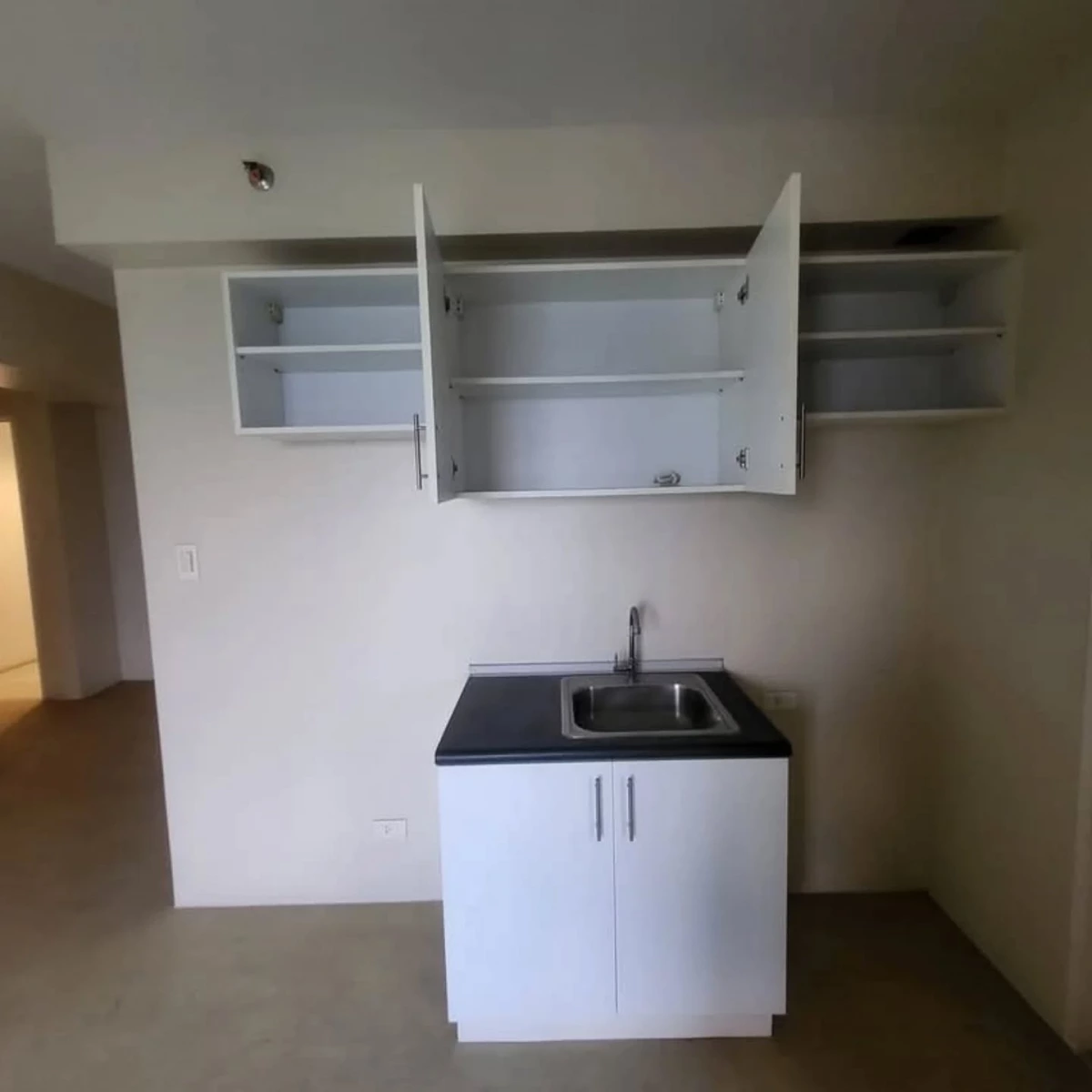 RUSH SALE – Prime 1 Bedroom Condo in Cebu IT Park, Cebu City — 1 Bedroom in Apas, Cebu City, Cebu — Photo 4