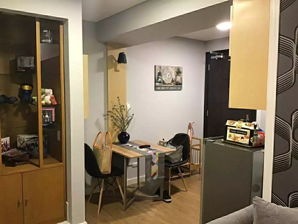 Open photo 11 of 25 — Studio Condo for Sale Near Century City Mall, Makati City — Fully Furnished