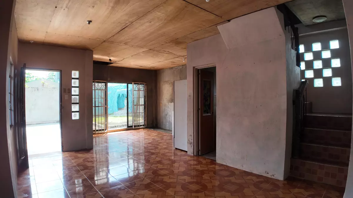 Open photo 13 of 30 — FOR SALE: Spacious 2-Storey House with Attic & Roof Deck in Villa Bonita Subdivision, Jugan, Consolacion, Cebu