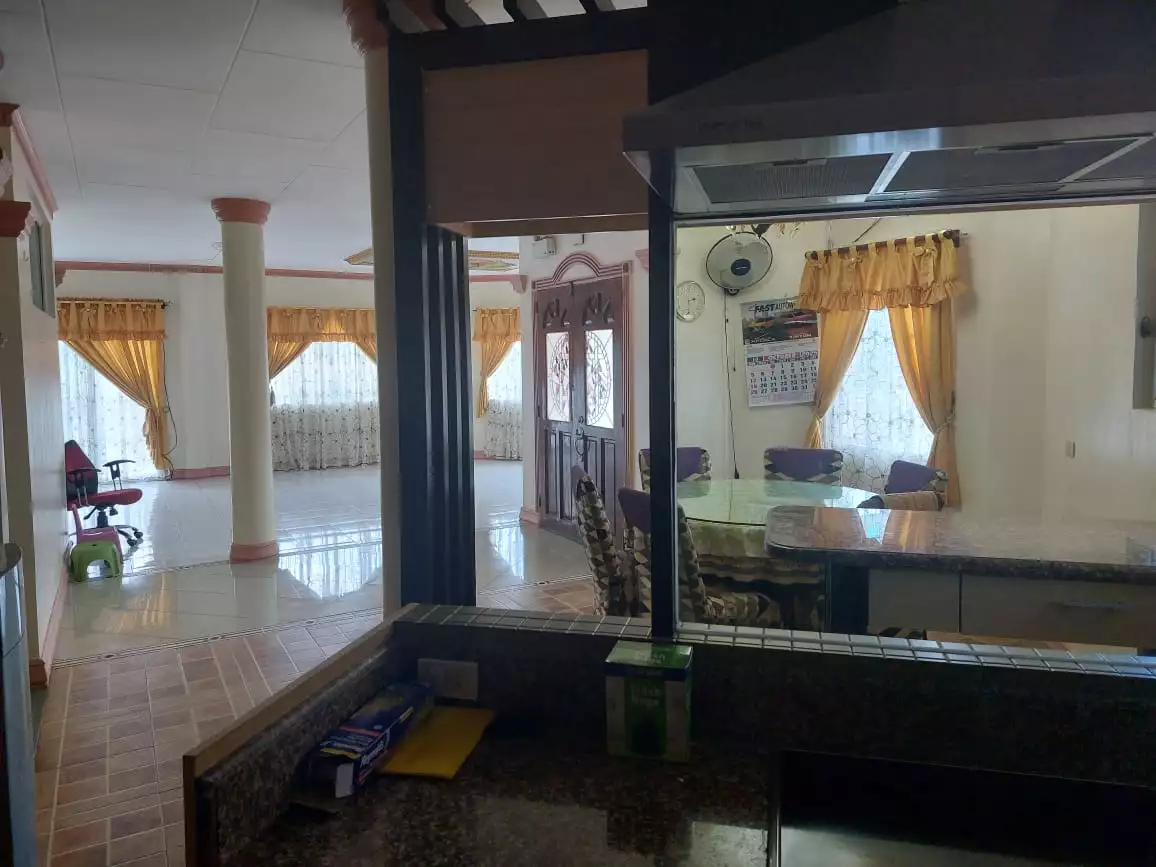 Open photo 16 of 17 — For Sale: 5BR House and Lot in Pagsabungan, Mandaue City — 308 sqm
