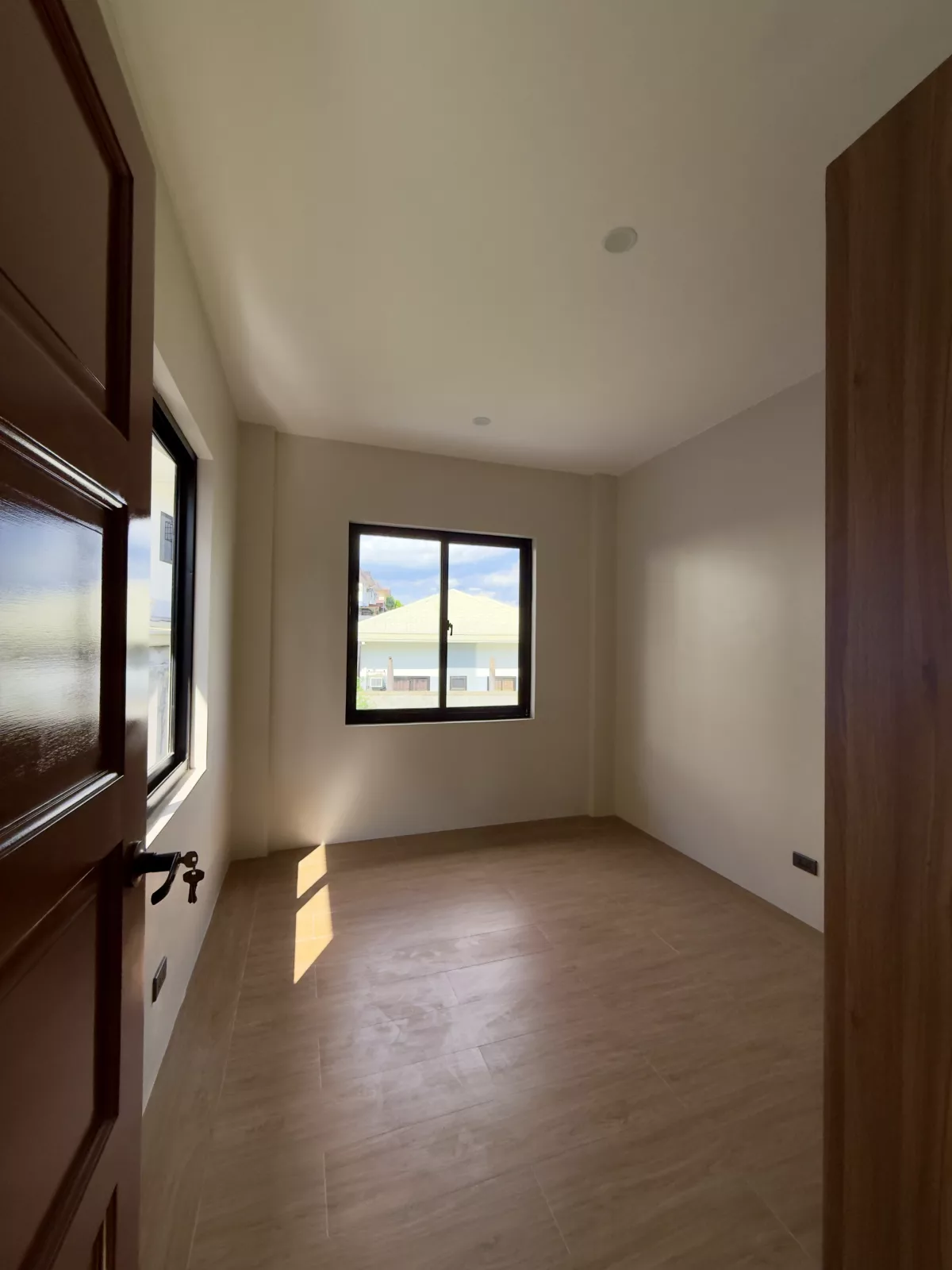 Open photo 15 of 17 — For Sale: 6BR House and Lot in Buhangin, Davao City — 220 sqm