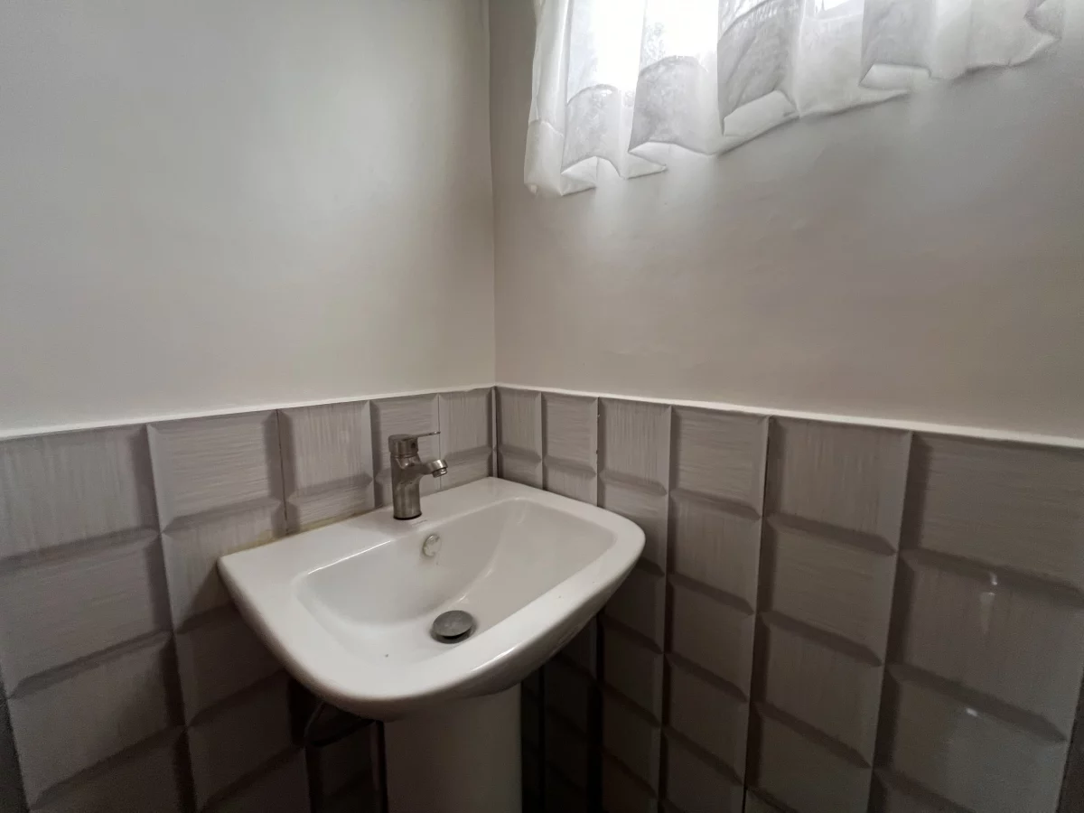 Open photo 34 of 38 — For Sale: 5BR House and Lot in Bankal, Lapu-lapu City — 101 sqm