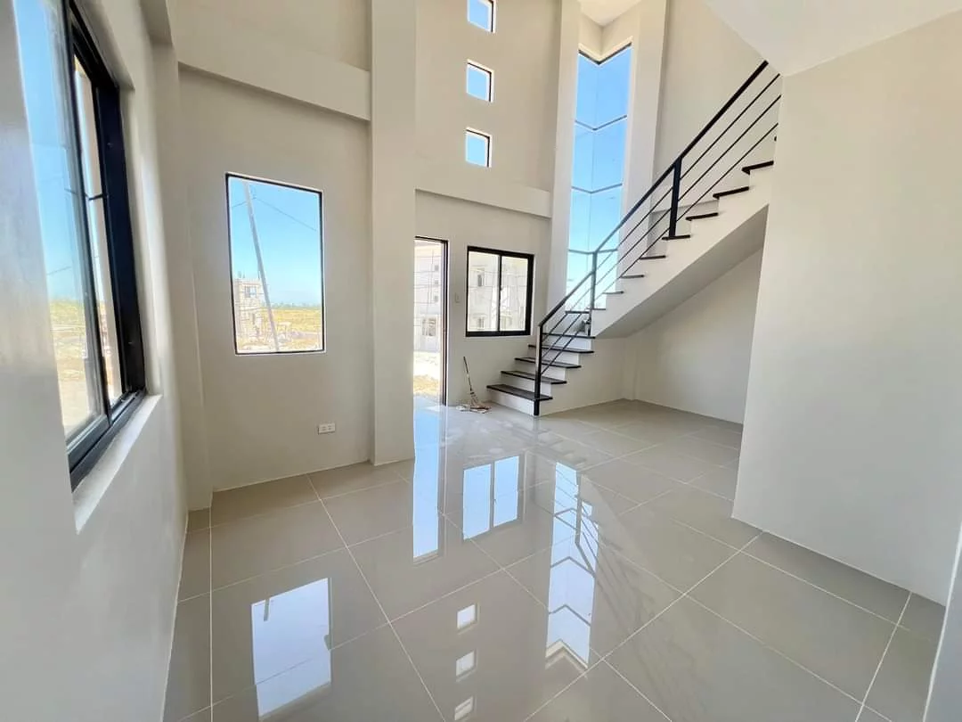 3 bedroom house for rent in Balay Bugana Subdivision — House and Lot in Estefania, Bacolod City, Negros Occidental — Photo 3