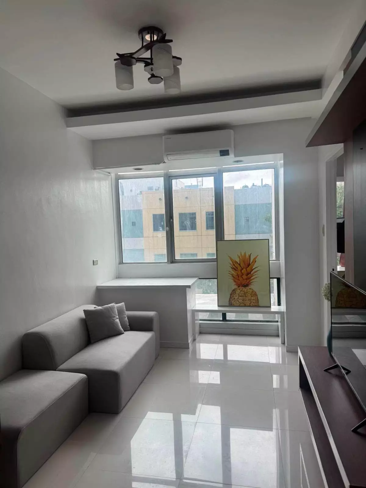 For Sale: 1BR Condo in Ususan, Taguig City — 22.31 sqm — 1 Bedroom in Ususan, Taguig City, Metro Manila — Photo 2