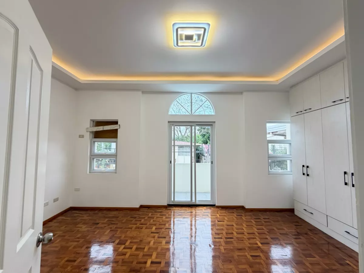 Open photo 11 of 30 — For Sale: 4BR House and Lot in Better Living, Paranaque City