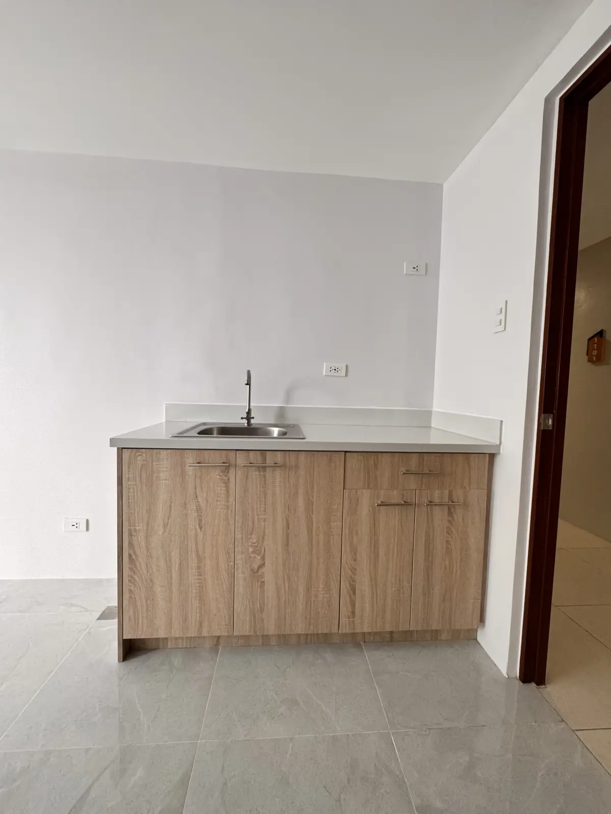 For Assume: Studio Condo Near Pacific Mall, Mandaue City — Unfurnished — Studio in Alang-alang, Mandaue City, Cebu — Photo 3