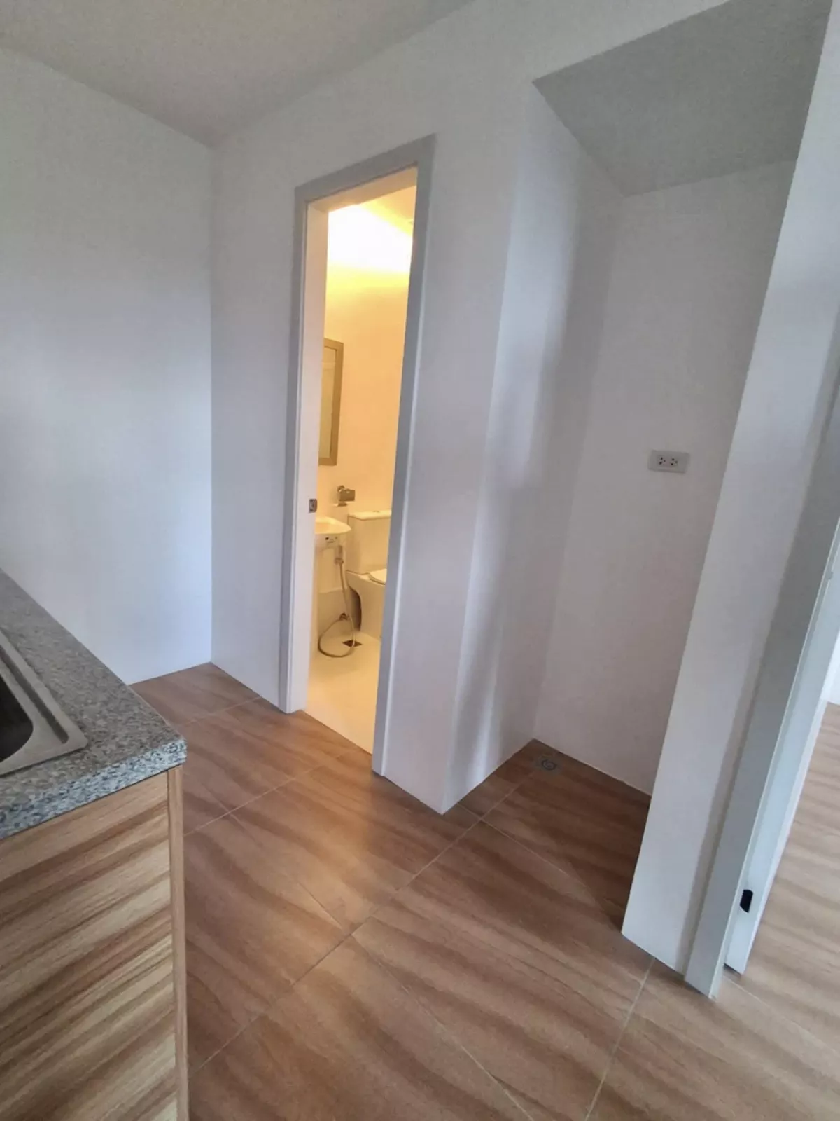 Open photo 13 of 21 — PRESELLING 1-BEDROOM VILLA 8 WITH PARKING UNIT IN APPLEONE BANAWA HEIGHTS AVAILABLE !!!