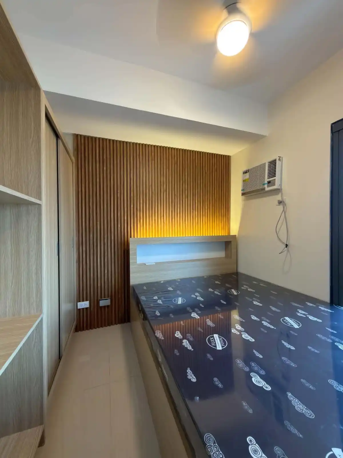 FOR RENT! BE THE FIRST TO LIVE HERE!  SEAVIEW STUDIO BESIDE SM JMALL