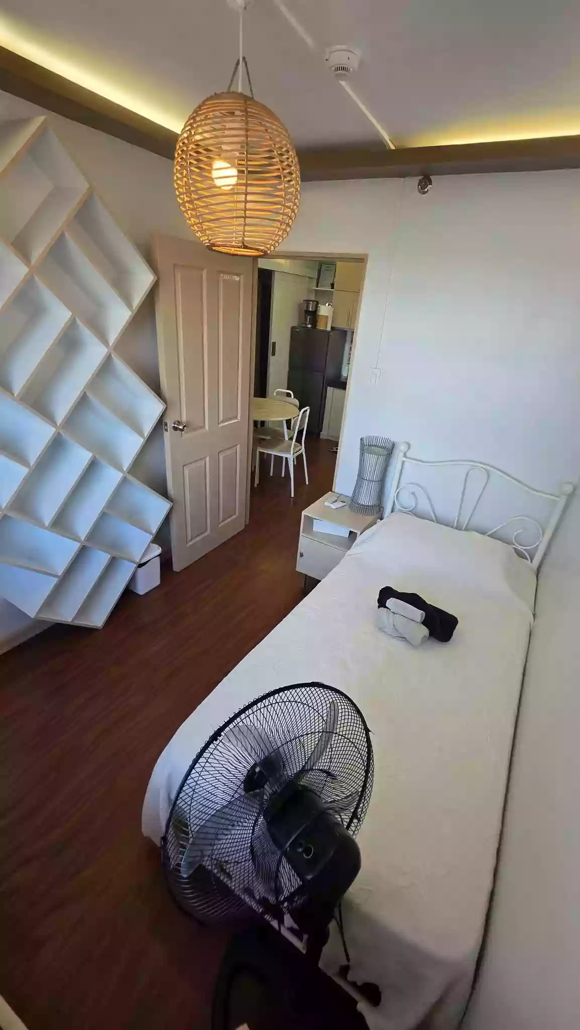 Open photo 11 of 14 — Dumaguete Seaview 2BR Furnished Condo w/ Amenity view
