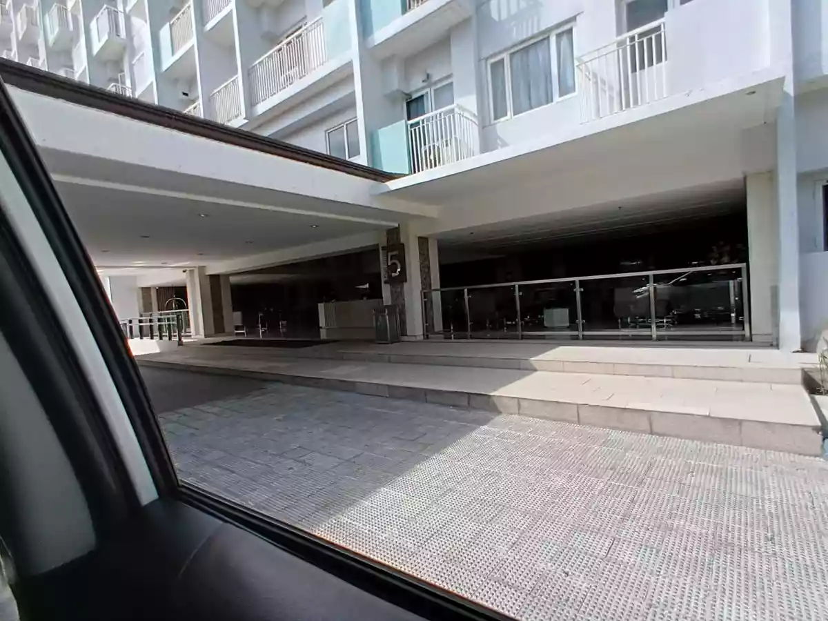 For Sale: Smdc Field Residences Studio in San Dionisio, Paranaque City — Studio in San Dionisio, Paranaque City, Metro Manila — Photo 2