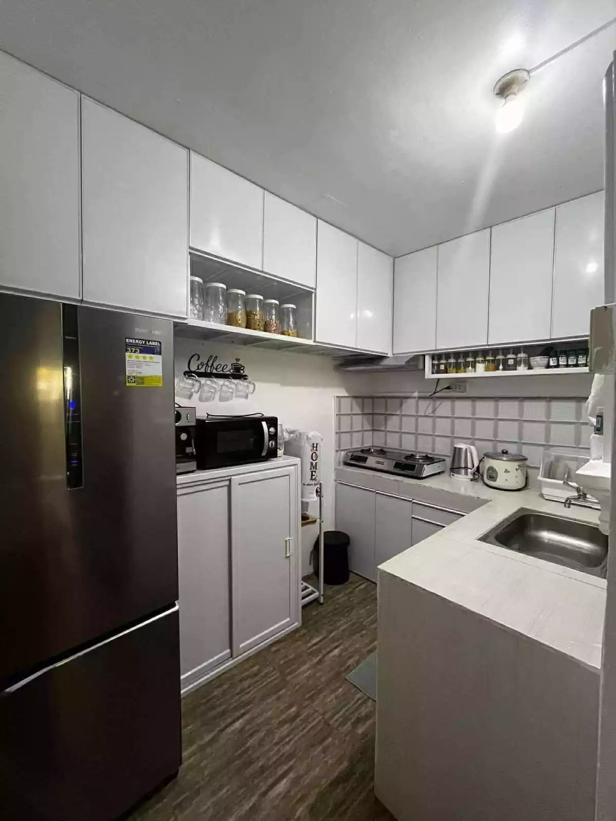 SEMI-FURSNIHED HOUSE AND LOT FOR SALE — House and Lot in Pacol, Naga City, Camarines Sur — Photo 7
