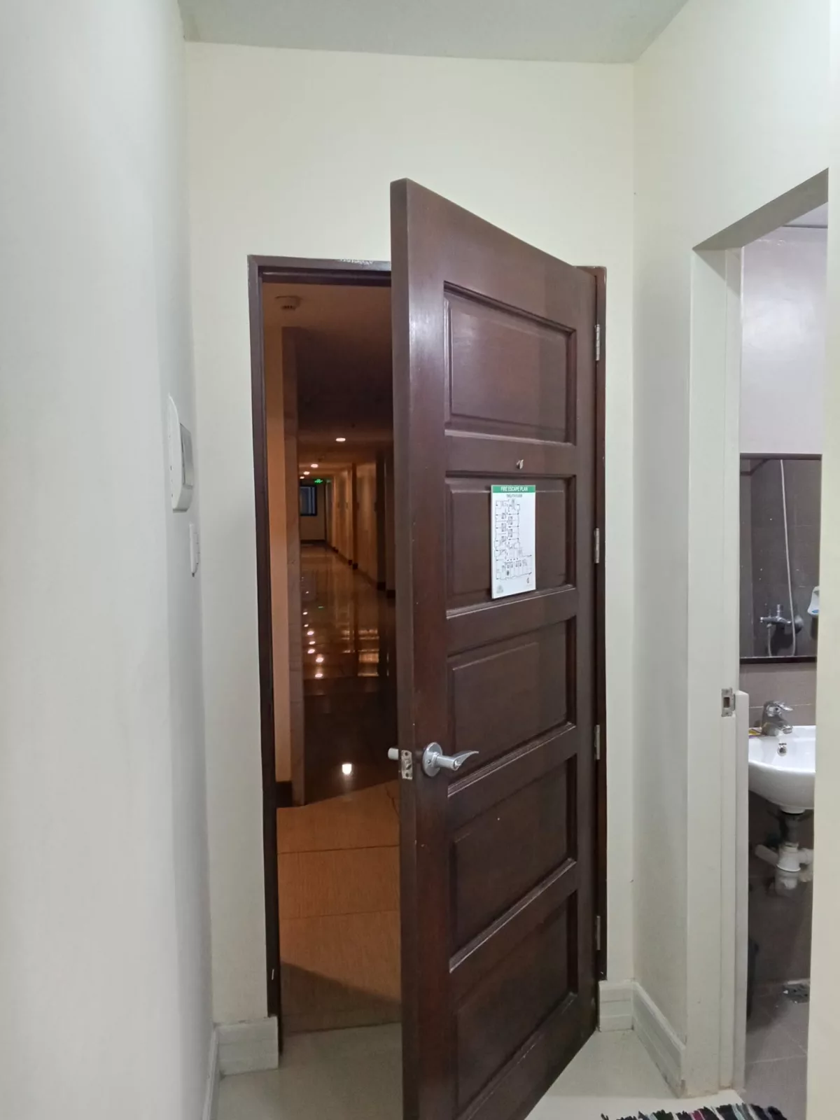 For Sale: Grand Residences Studio in Kasambagan, Cebu City — 23 sqm — Studio in Banilad and Pres. Roxas Street, Ayala Access Road, Mabolo — Photo 3