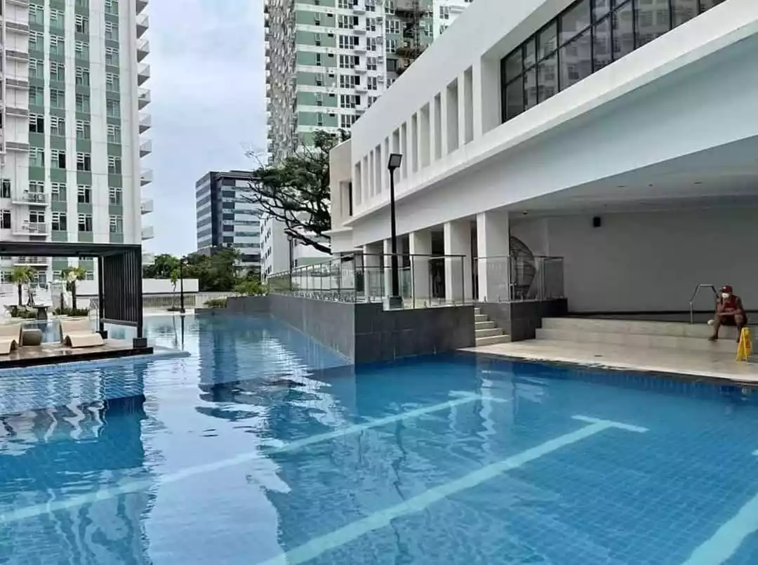 FOR SALE: FURNISHED STUDIO UNIT AT SOLINEA - LAZULI T3, CEBU BUSINESS PARK, CEBU CITY — Studio in Mabolo, Cebu City, Cebu — Photo 2