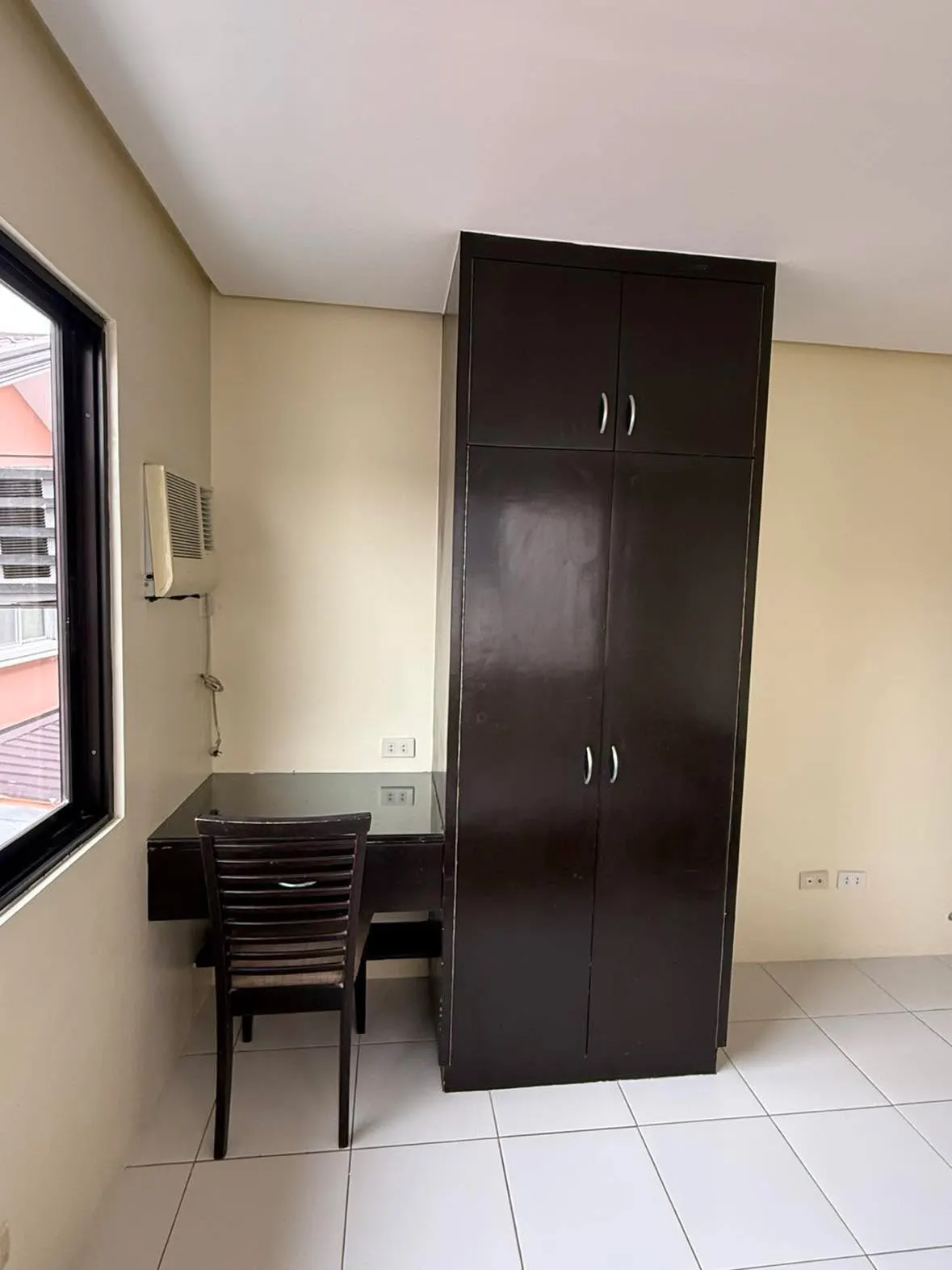Open photo 11 of 12 — For Rent: 4BR House and Lot in Talamban, Cebu City — 180 sqm