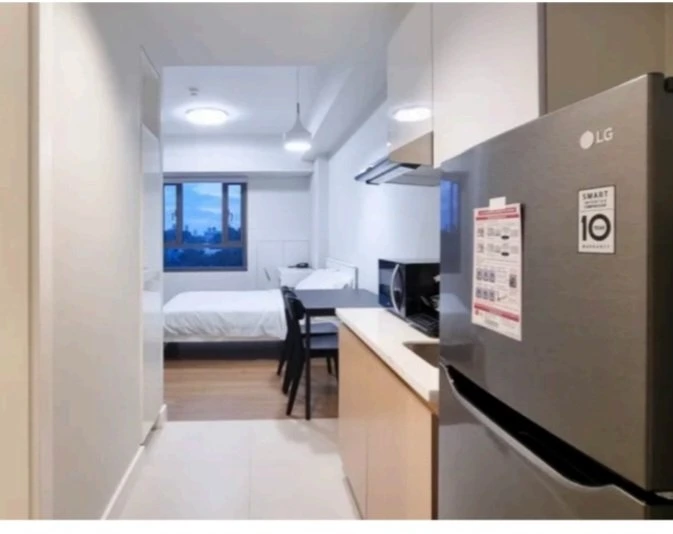 FOR SALE RFO fully furnished studio with 11 parking slot at Arton at katipunan by Rockwell — 1 Bedroom in Loyola Heights, Quezon City, Metro Manila — Photo 3