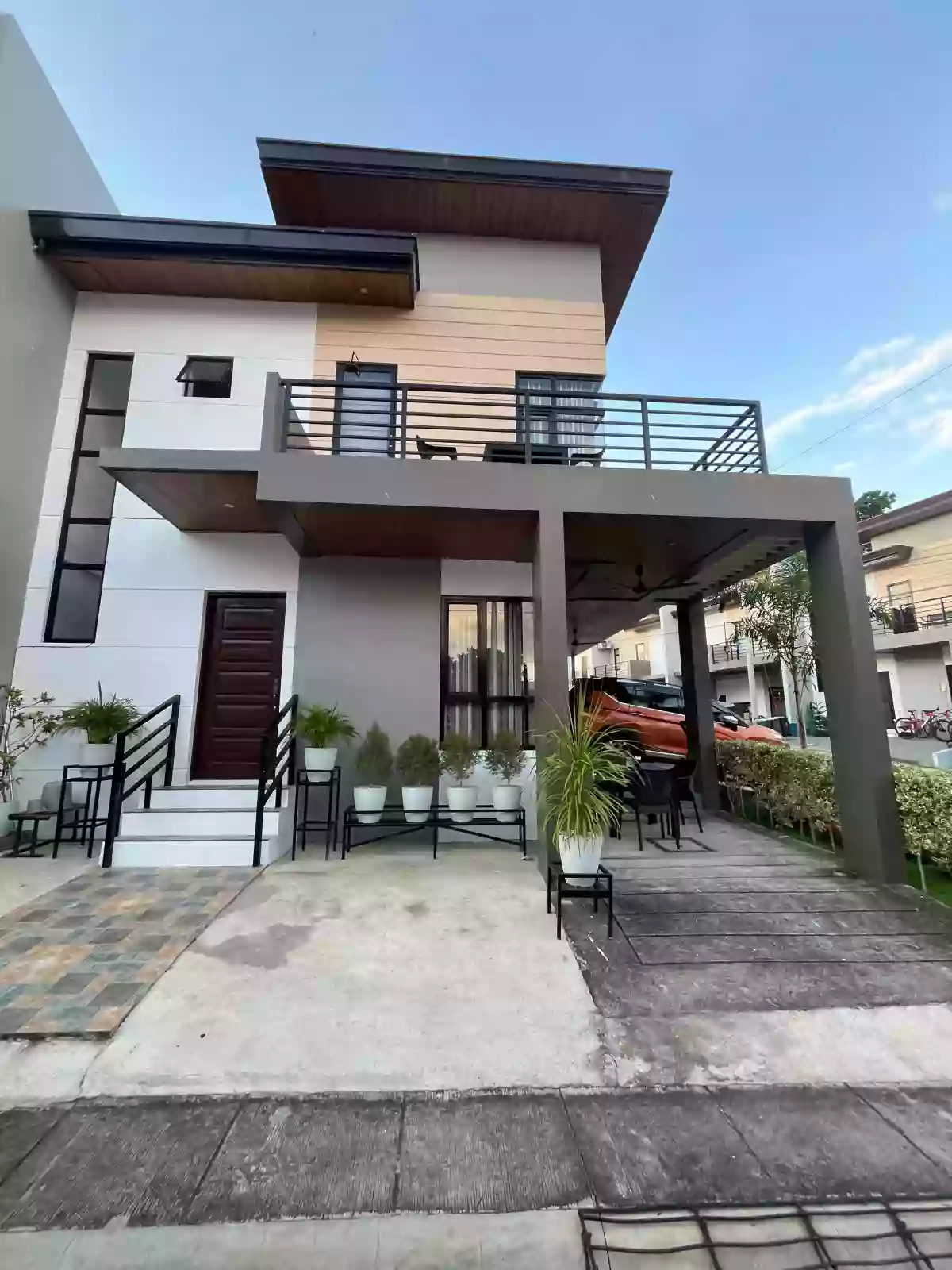 Rush Sale: Pueblo Golf Estates Townhouse in Cagayan de Oro City — Move-in Ready — Townhouse in Cagayan de Oro City, Misamis Oriental, 9000 — Photo 2